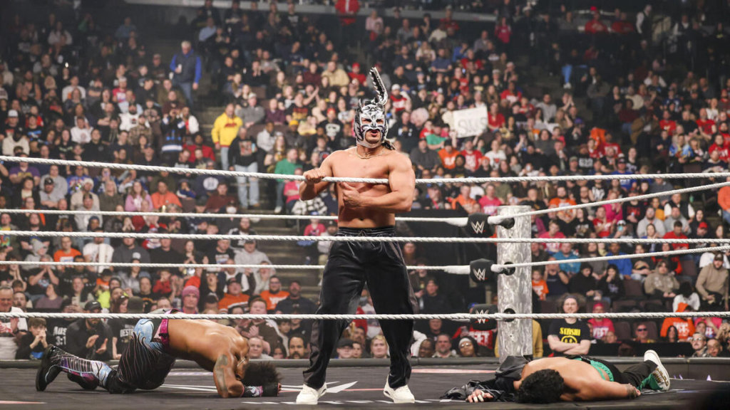 LWO vs. The New Day - WWE Raw Results: Winners, Ratings, and Highlights From Feb. 24 - Brain X Pedia