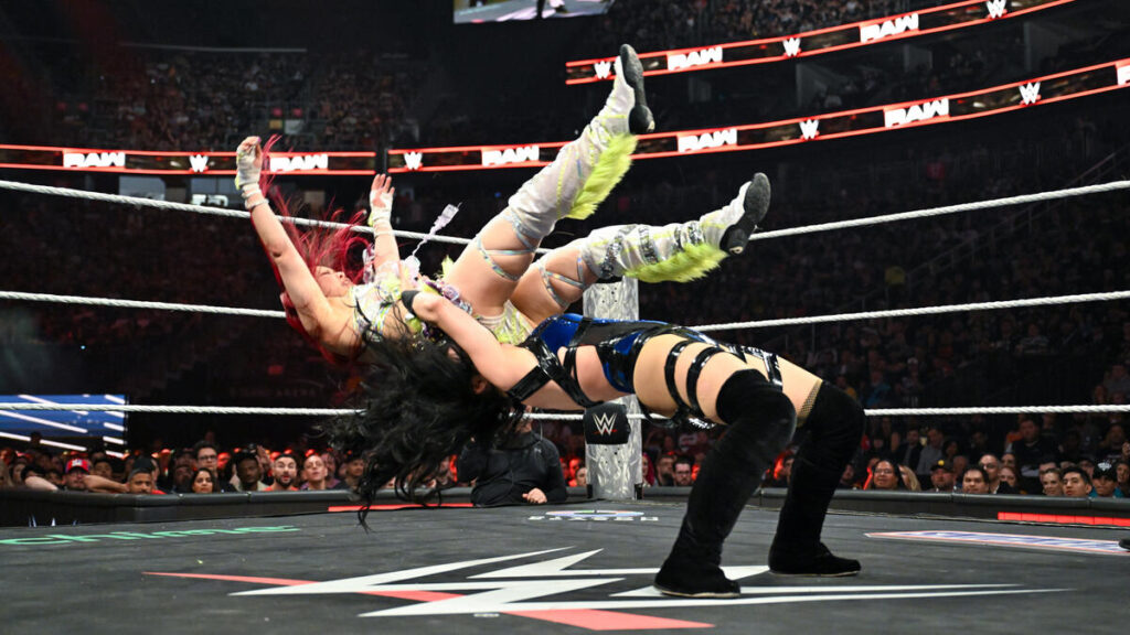 Iyo Sky vs. Stephanie Vaquer - WWE Raw Results: Winners, Ratings, and Highlights From Apr. 21 - Brain X Pedia