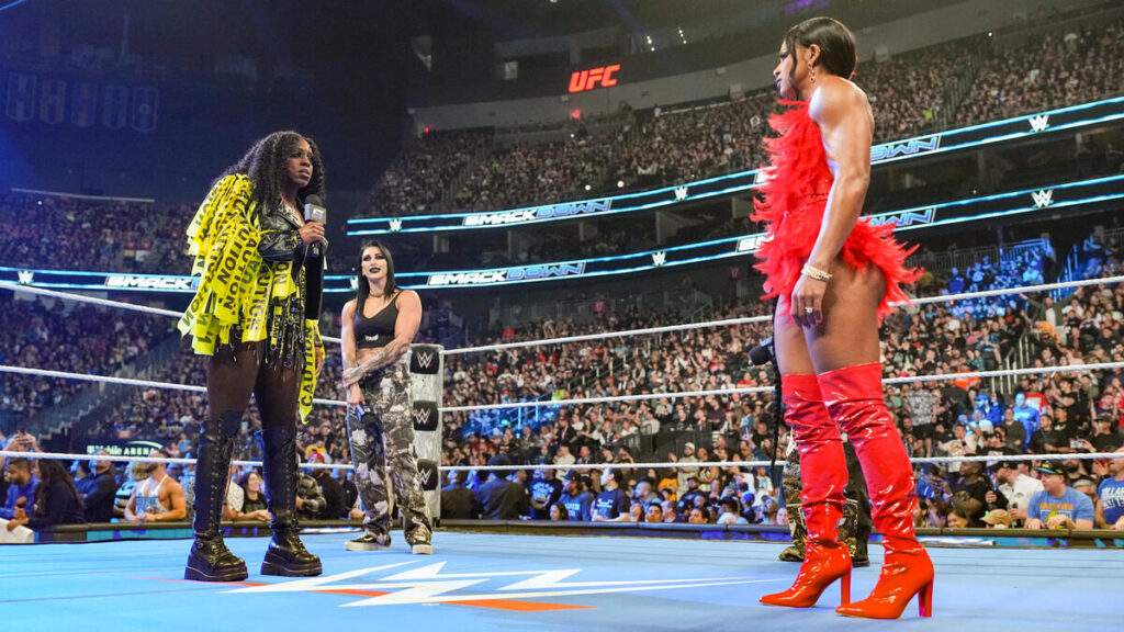 Chaos in the Women's Division - WWE SmackDown Results: Winners, Ratings, and Highlights From Apr. 18 - Brain X Pedia