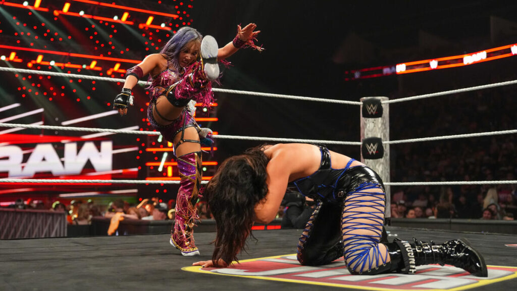 Kairi Sane vs. Raquel Rodriguez - WWE Raw Results: Winners, Ratings, and Highlights From Jun. 2 - Brain X Pedia